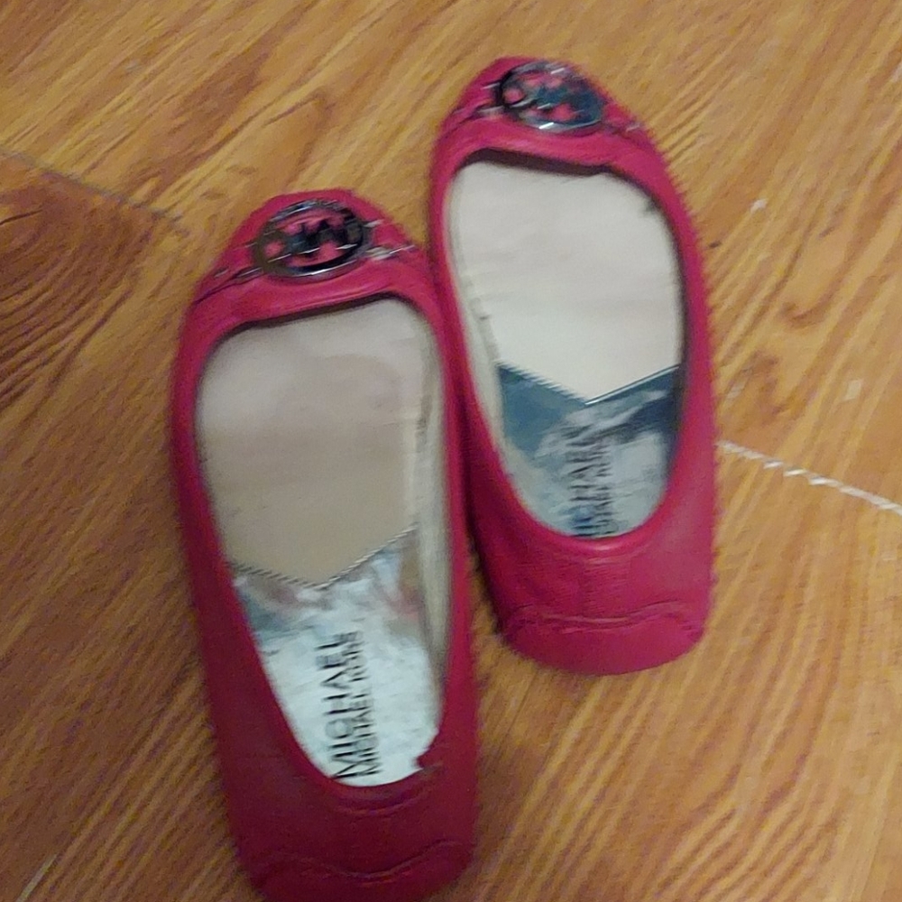 Shoes - Picture 3 of 3